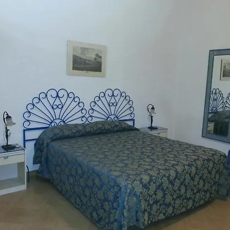 Poseidon فندق 3*